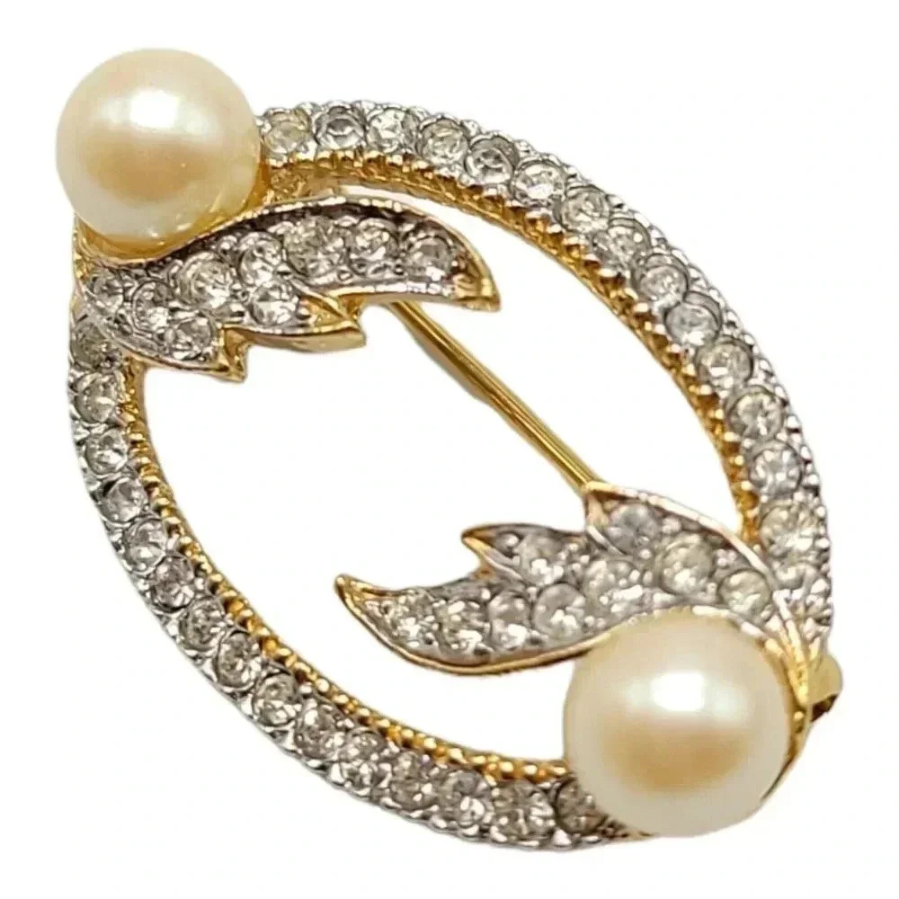 Clear Rhinestone Faux Pearl Infinity Wreath High End Vintage Brooch Gold Tone
